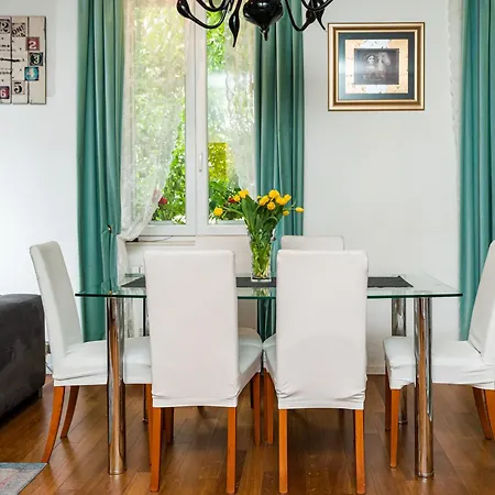 Luxury Mimi Apartment